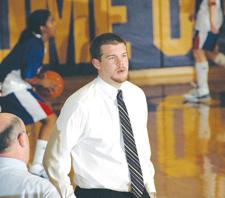 EX-SHS teacher indicted on sex charge turns himself in | News