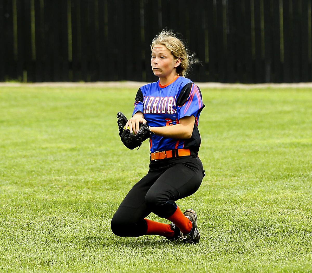 2021_12th_RegionSoftball_SWvsPC8290.JPG