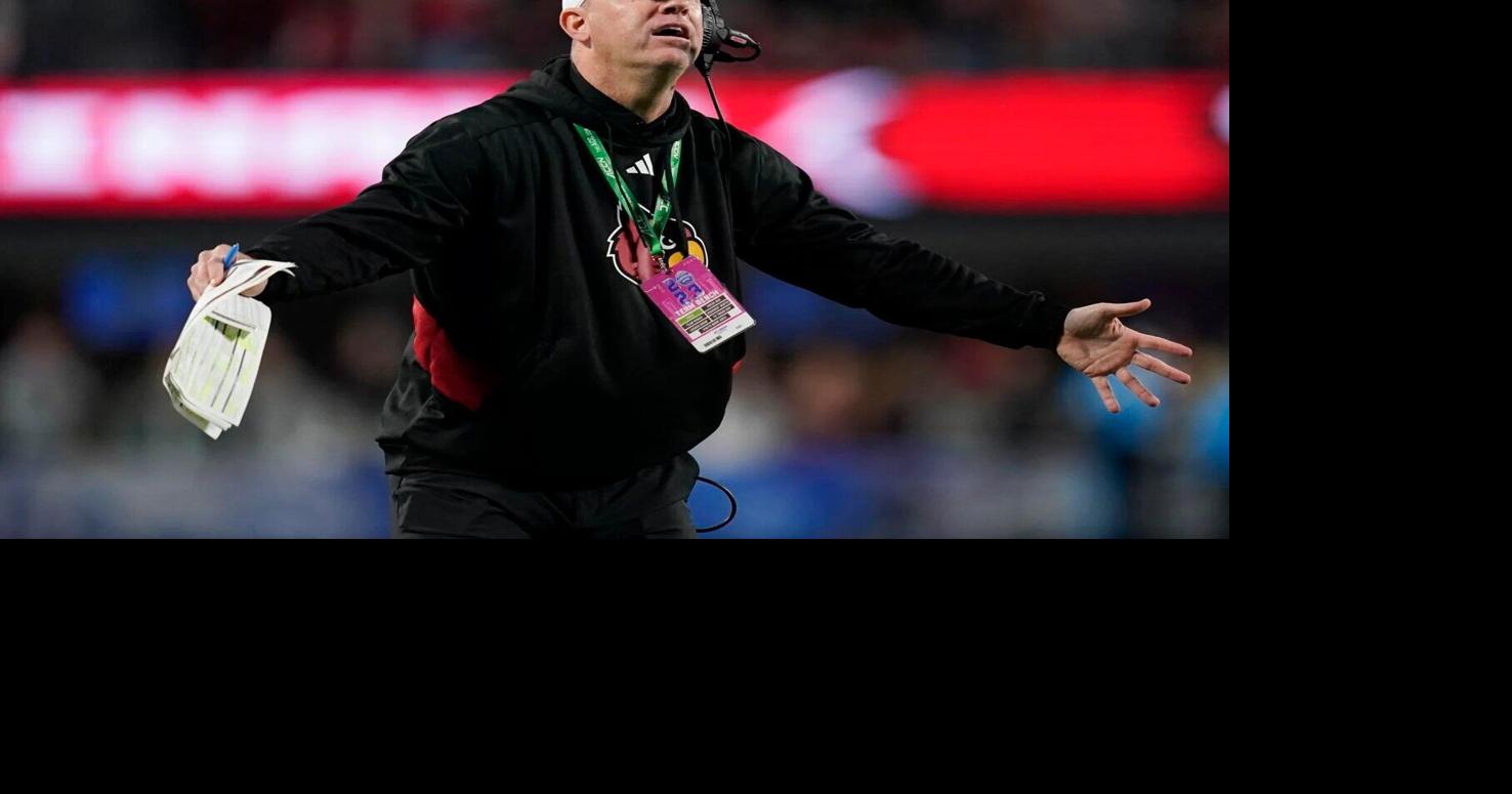 U of L football notebook: Stoops snubbed Cards in poll; Riley returns ...
