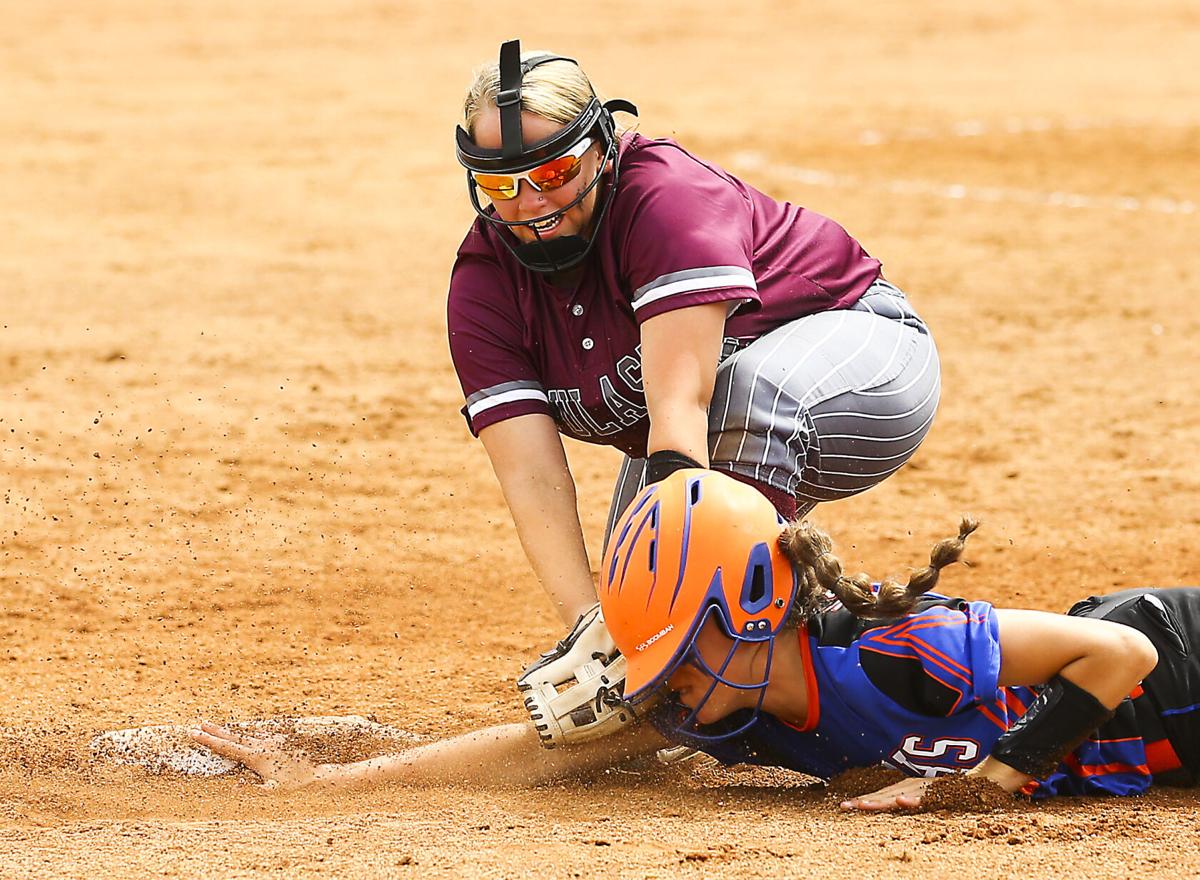 2021_12th_RegionSoftball_SWvsPC8295.JPG