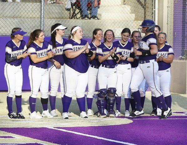 Mexico softball player apologises after team jerseys left in trash