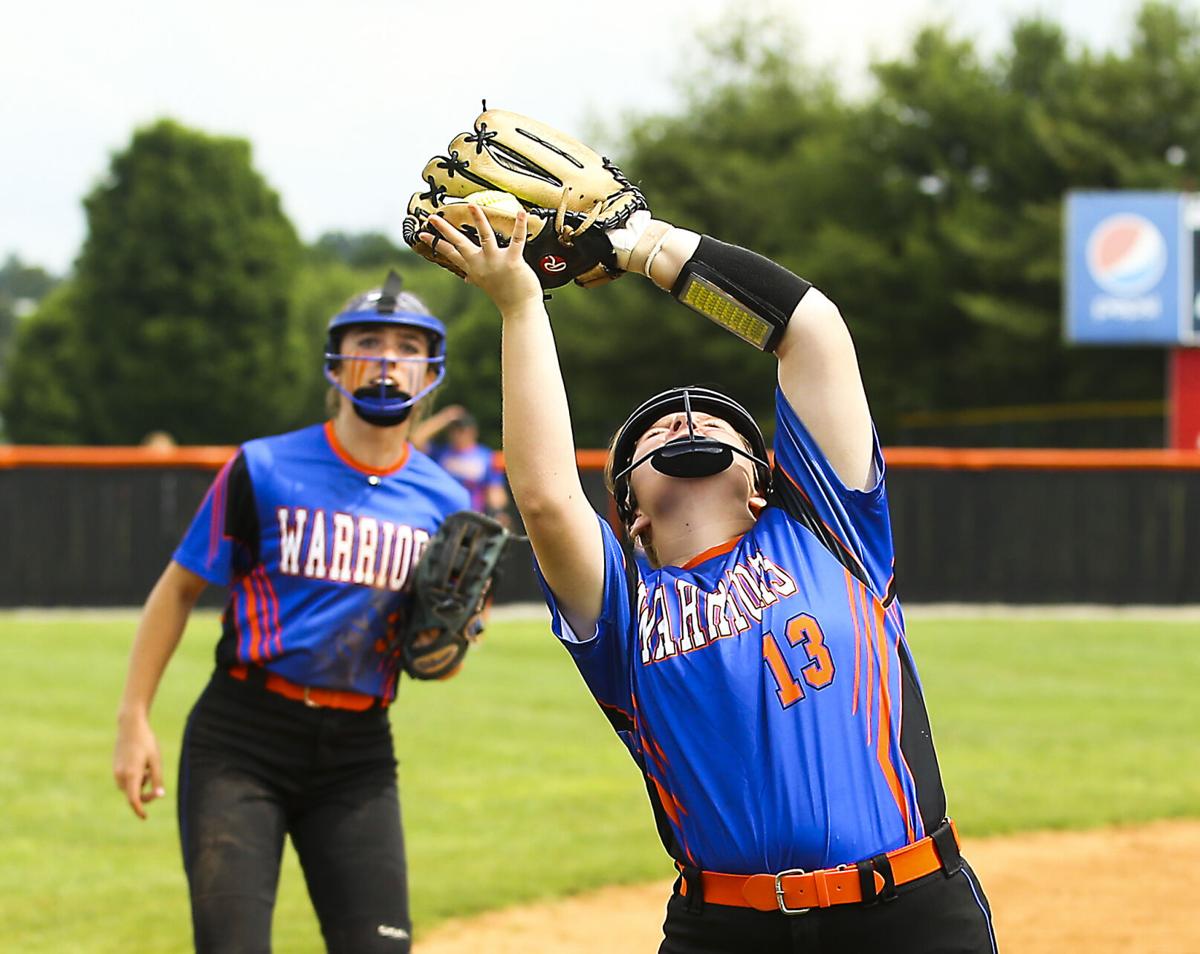 2021_12th_RegionSoftball_SWvsPC8296.JPG