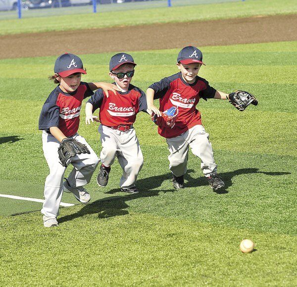 Lake Cumberland Cal Ripken baseball action photos