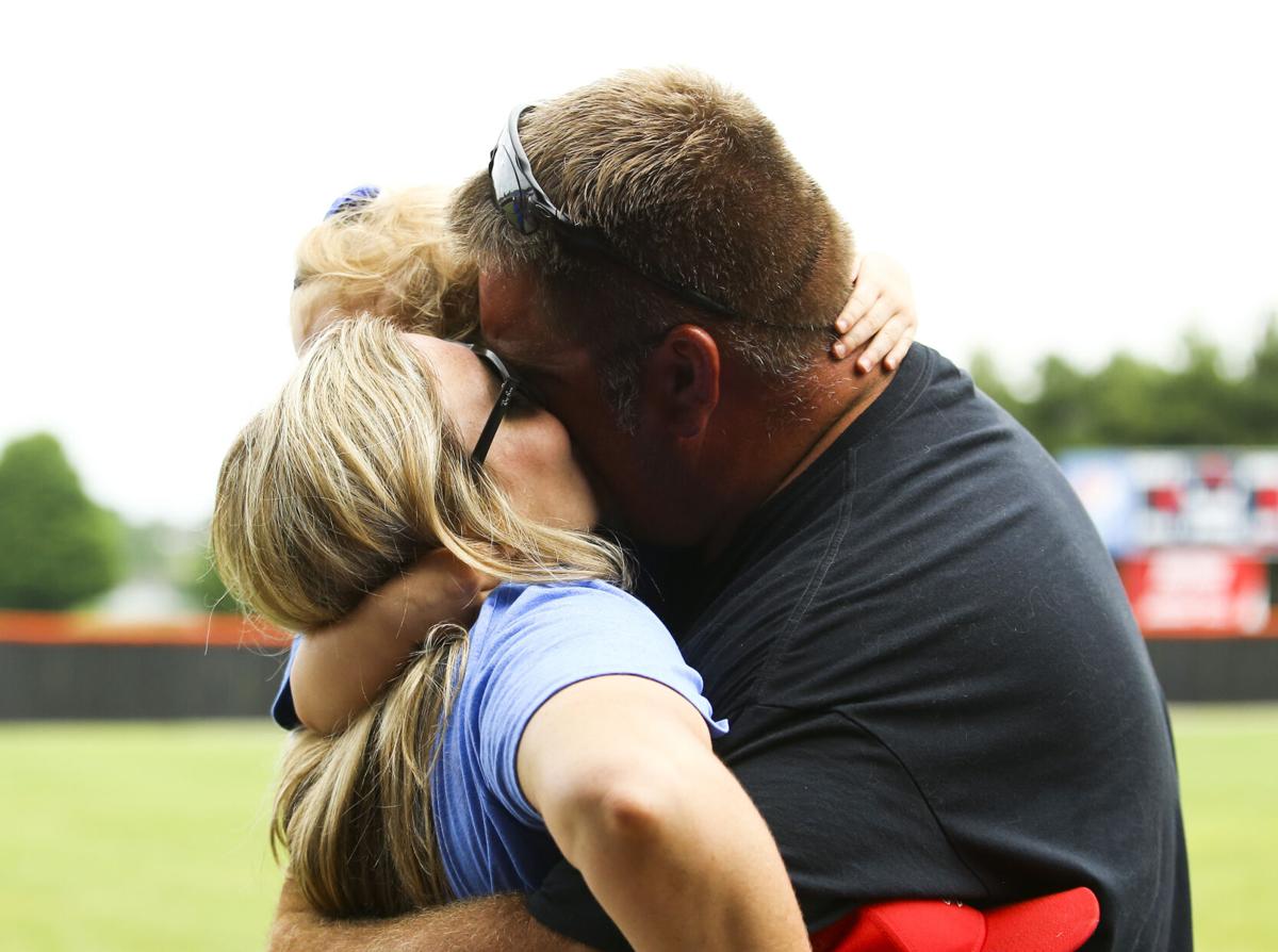 2021_12th_RegionSoftball_SWvsPC8305.JPG
