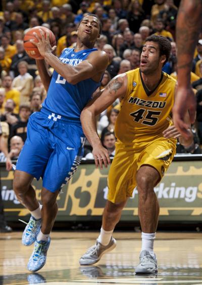Harrison Twins Lead No 1 Kentucky To 69 53 Win Over Mizzou