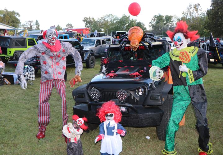 Visitors swarm Eubank Park for Zombie Walk, Walker Weekend News