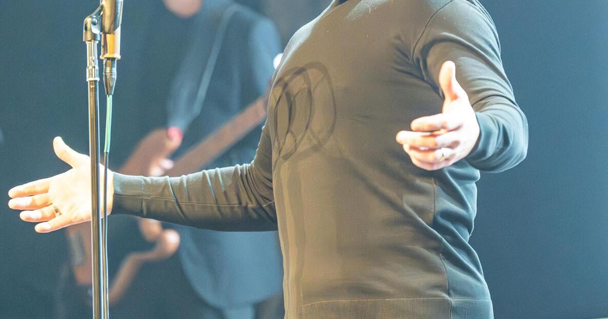 Grammy winner David Phelps performing at FBC in Somerset Friday