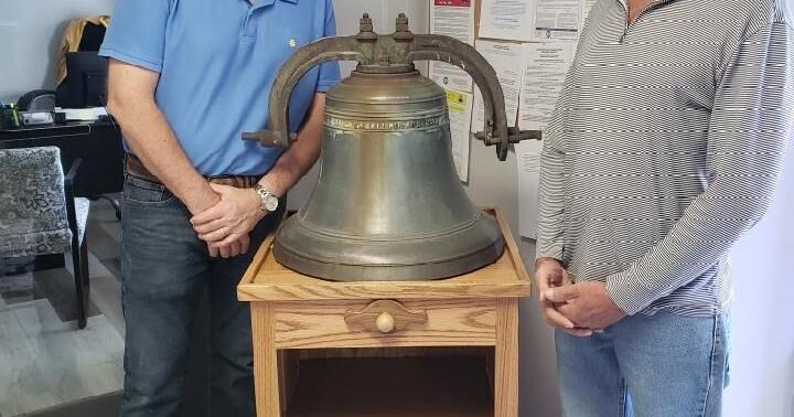 Burnside riverboat bell rings in new display | News | somerset-kentucky.com