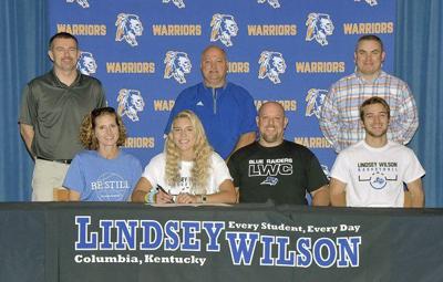 Regi Cundiff signs to play at Lindsey Wilson