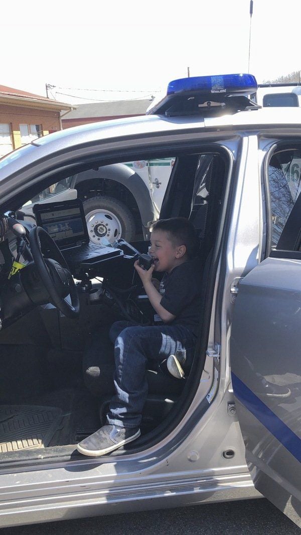 Burnside Elementary celebrates Career Day