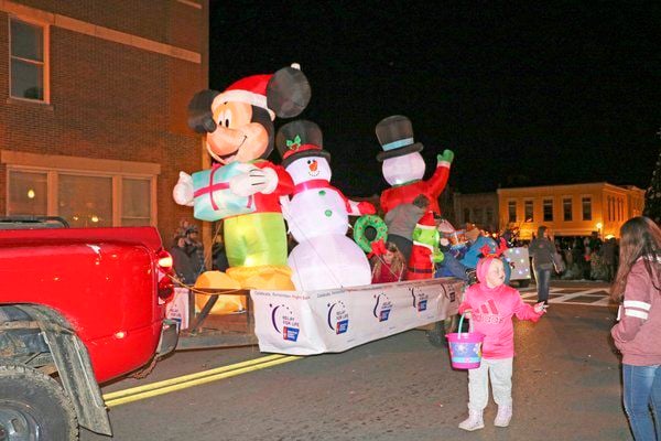 Mayfield Kentucky Christmas Parade 2022 Christmas Parade Has Stocking Filled With High Number Of Floats,  Participants | Local News | Somerset-Kentucky.com