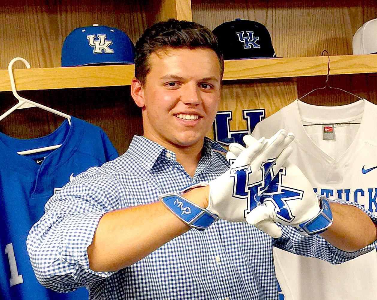 BASEBALL Jumper junior Trae Harmon verbally commits to Kentucky Sports somerset-kentucky