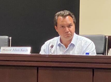 Somerset Mayor opens meeting with prayer for teens hurt in crash - Vimarsana News