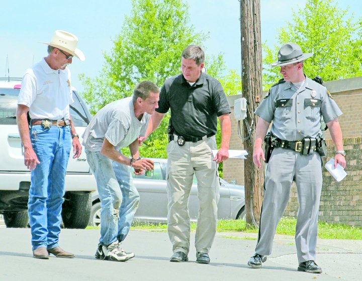 Pine Knot man leads law enforcement on chase Local News somerset