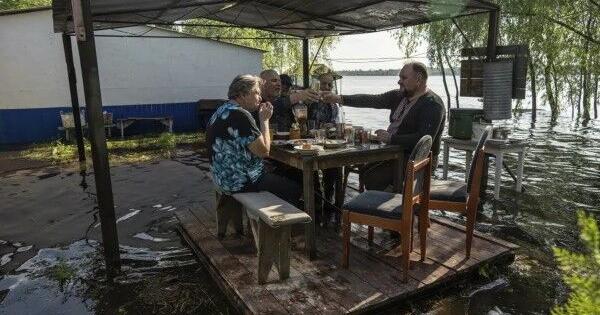 Damage to Russian-occupied dam submerges Ukrainian reservoir island community - Vimarsana News