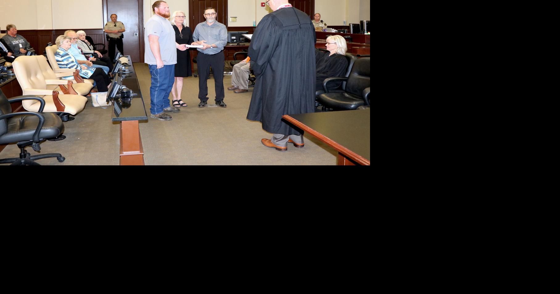 Janice Smith sworn in as Pulaski Circuit Court Clerk News somerset