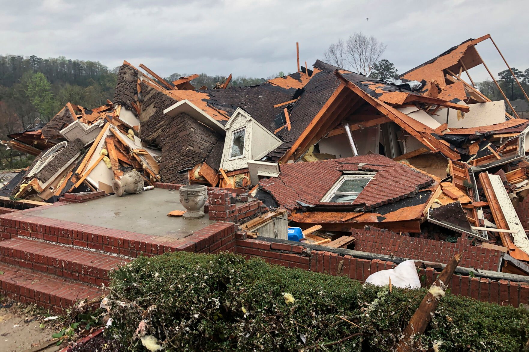 Tornado Outbreak Rips Across Deep South; At Least 5 Dead | News ...