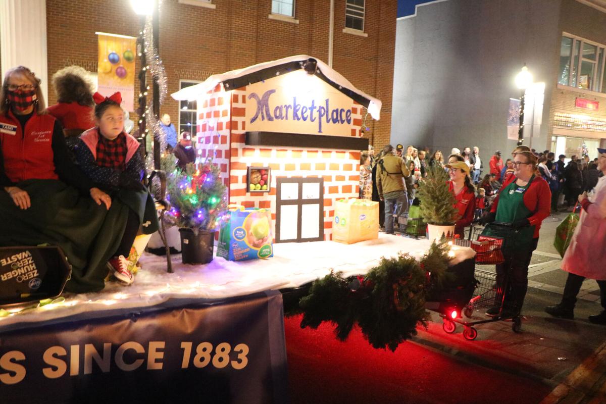 Campbellsville Christmas Parade 2022 Parades In Somerset, Burnside Have Community Floating On Holiday Spirit |  News | Somerset-Kentucky.com