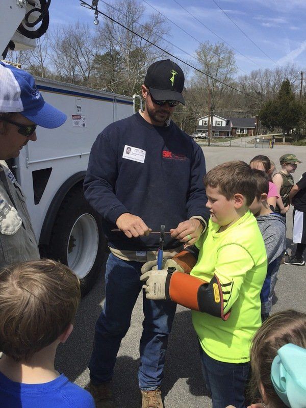 Burnside Elementary celebrates Career Day