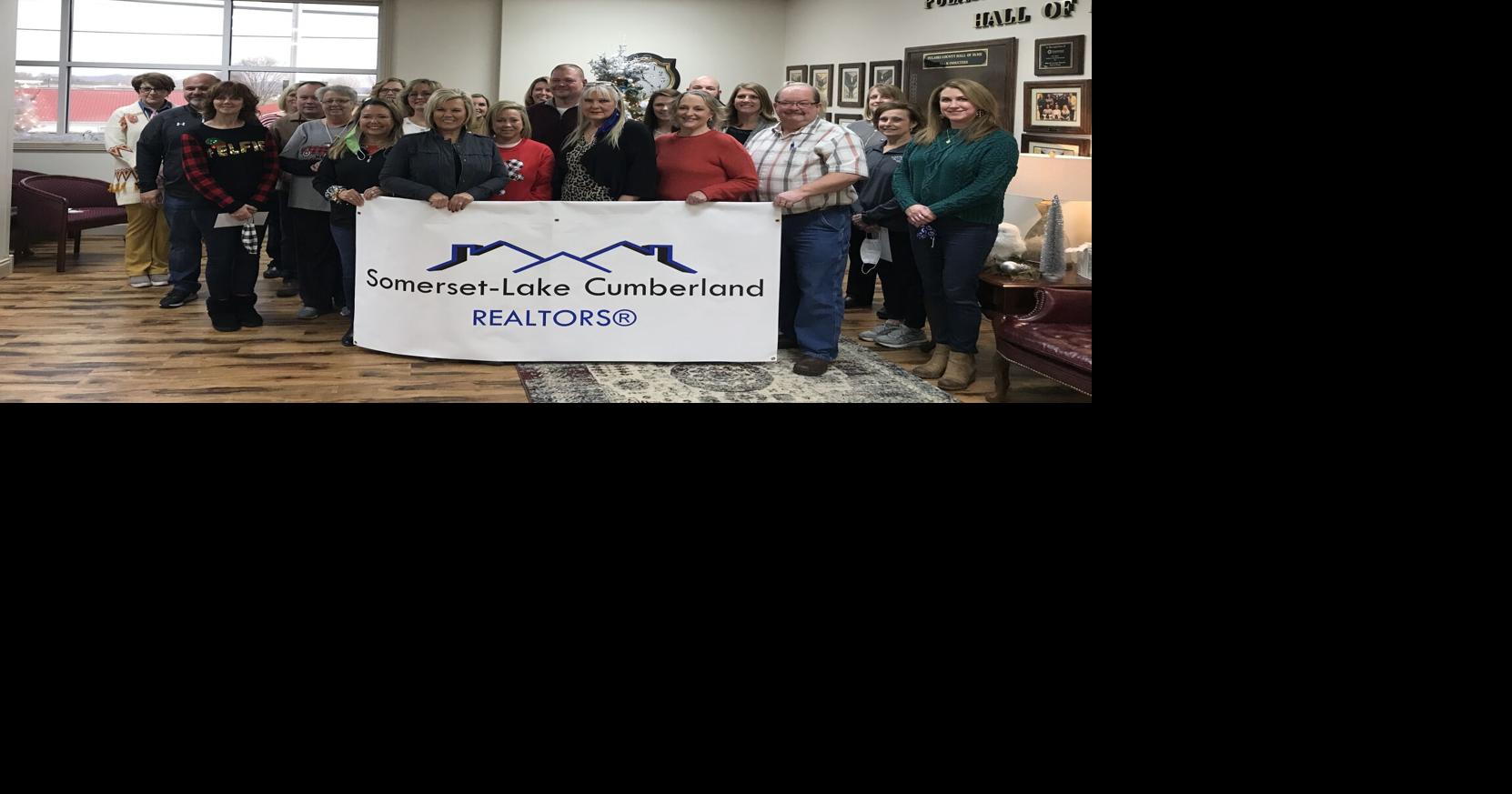 Realtors association, Citizens National give 15,000 to area schools News