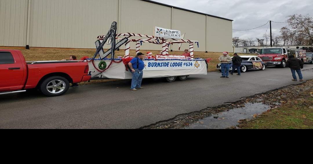 Burnside Christmas Parade rolls down U.S. 27 News