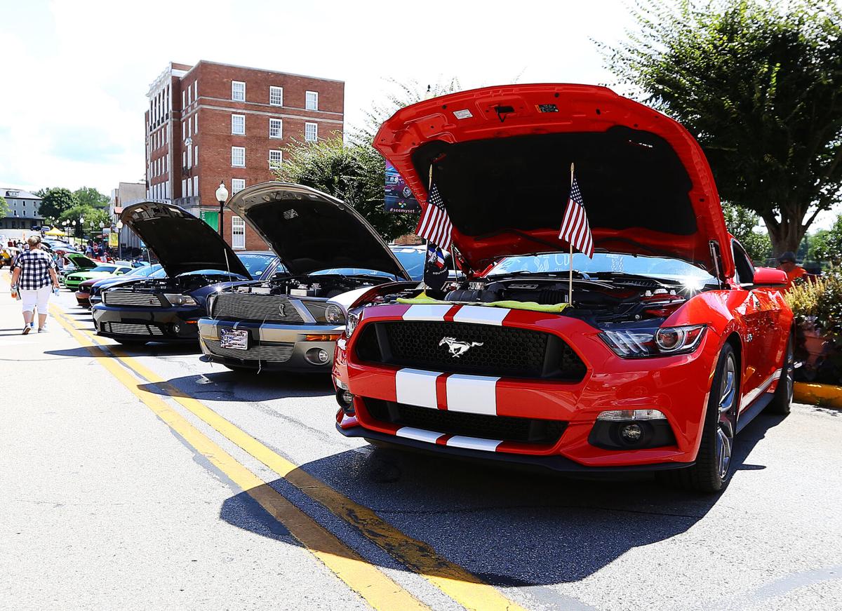 PHOTO GALLERY Somernites Cruise (August) Gallery