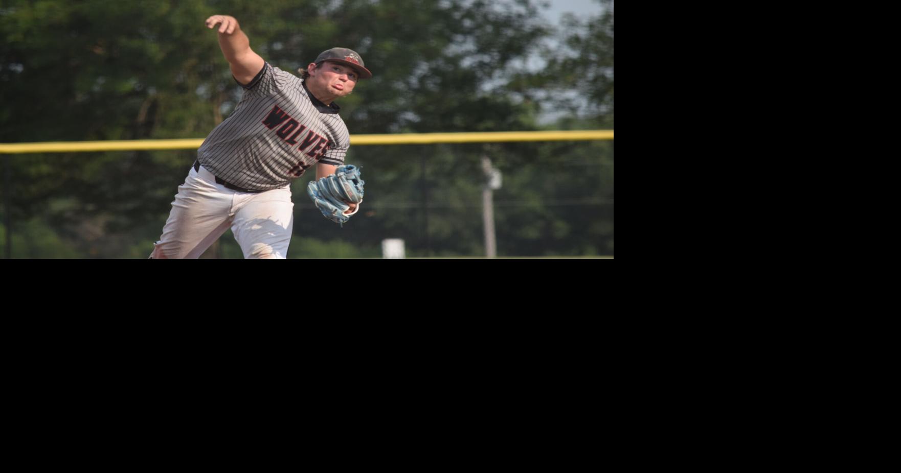 Trevor Phillips stars, WMU/Columbus defeats Louisa-Muscatine