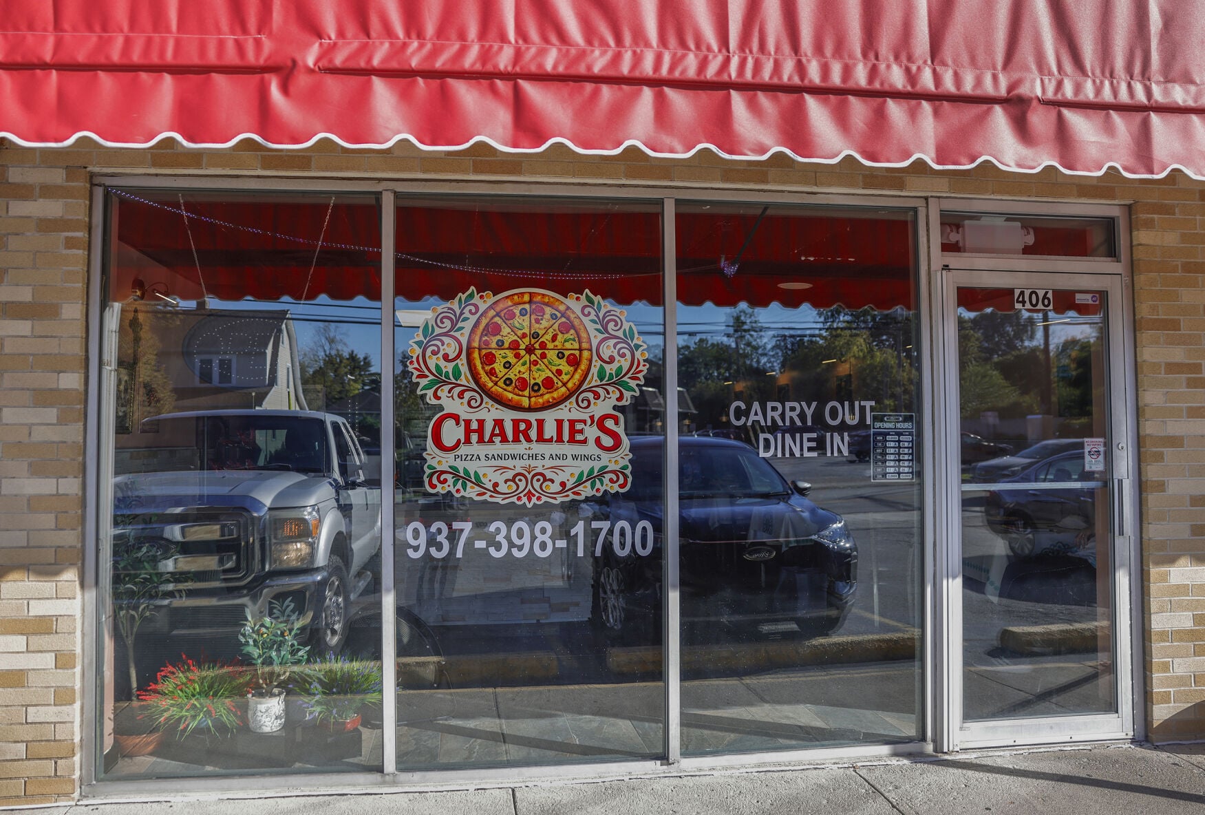 Profile Run Restaurant Profile: Inside Springfield's newest family-run pizzeria ...