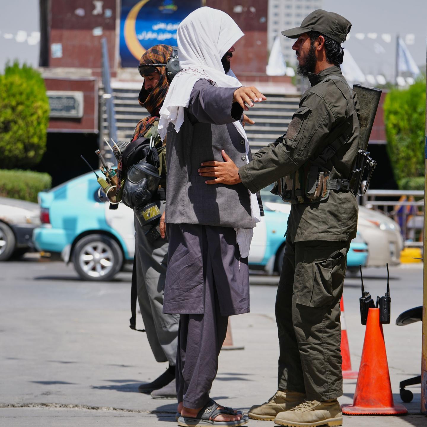 أفغانستان تُحيي الذكرى الخامسة لحكم طالبان بشوارع أكثر أماناً، لكنها تُطالب بتوفير فرص العمل والتعليم | أخبار محلية وعالمية | springfieldnewssun.com