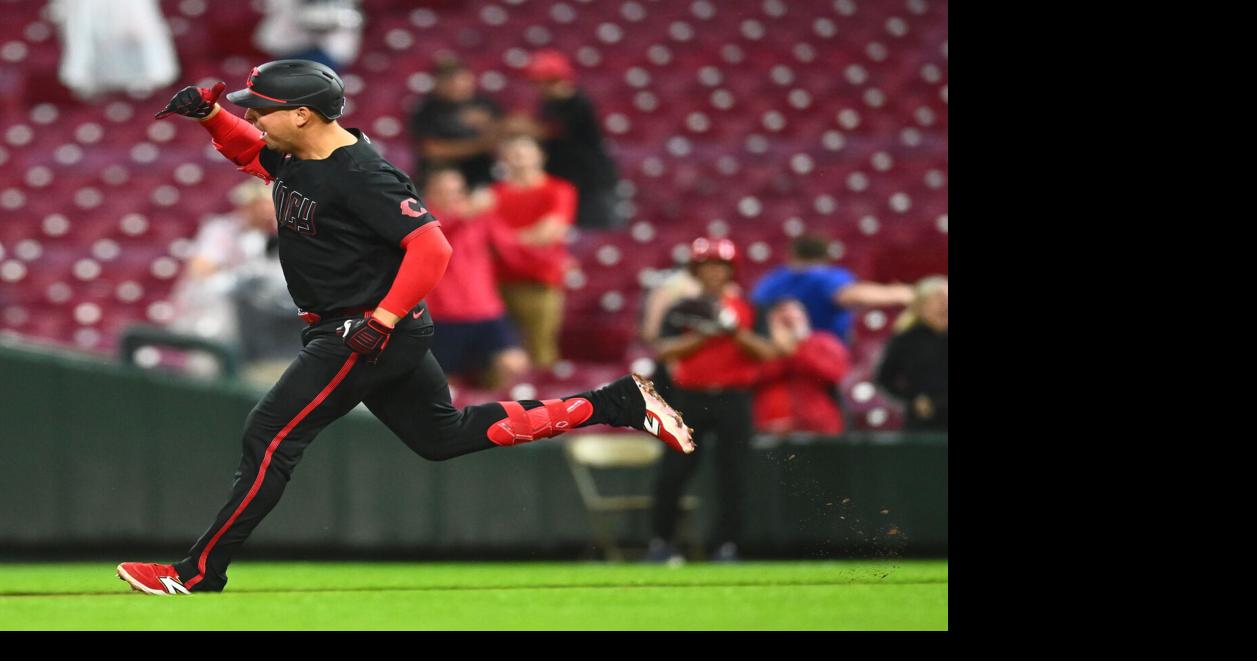 McCoy: Lowe’s 2-run HR lifts Reds to improbable 9-8 walk-off win ...