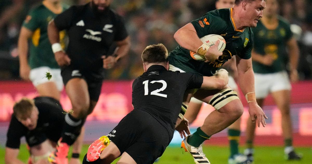 Siya Kolisi World Cup Fitness Too Early to Tell After Knee Surgery
