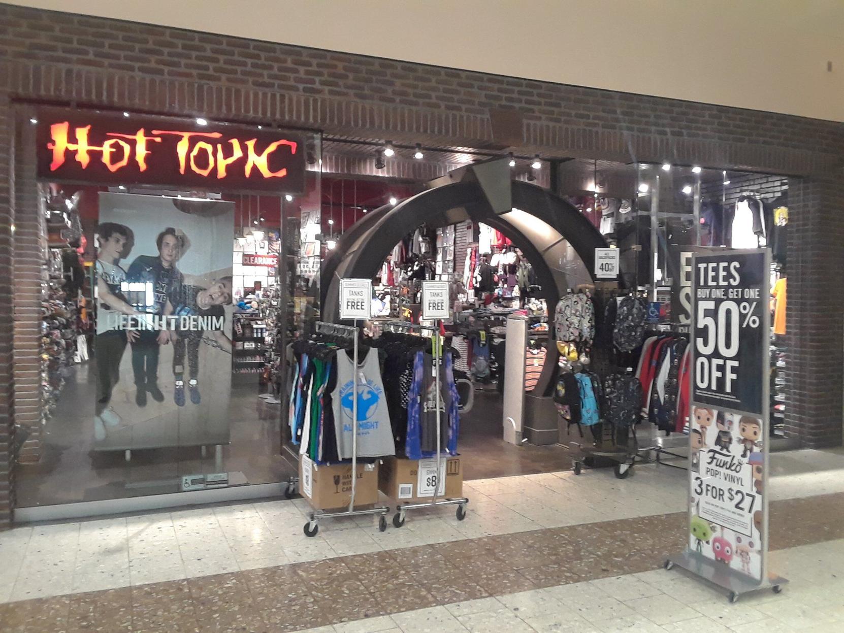 Hot Topic to close store at Upper Valley Mall | Springfield ...