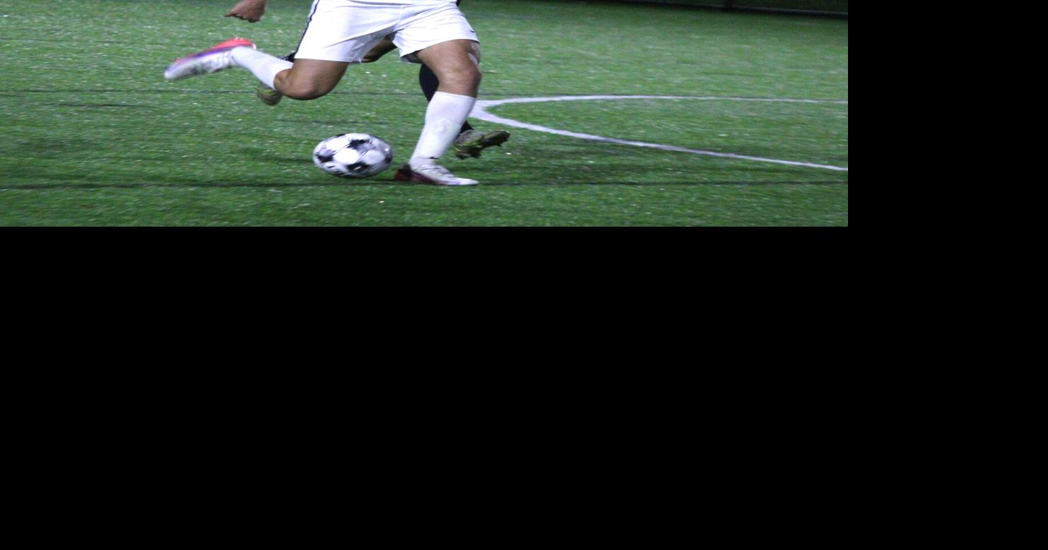 Lewisburg boys soccer falls to Midd-West in primetime matchup