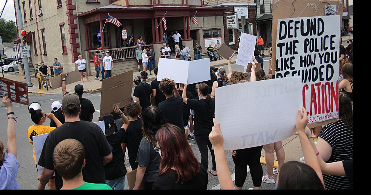 Hundreds protest in Watsontown Local News