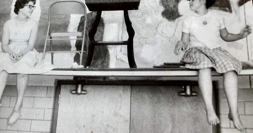 Mural brushes up high school memories - Vimarsana News