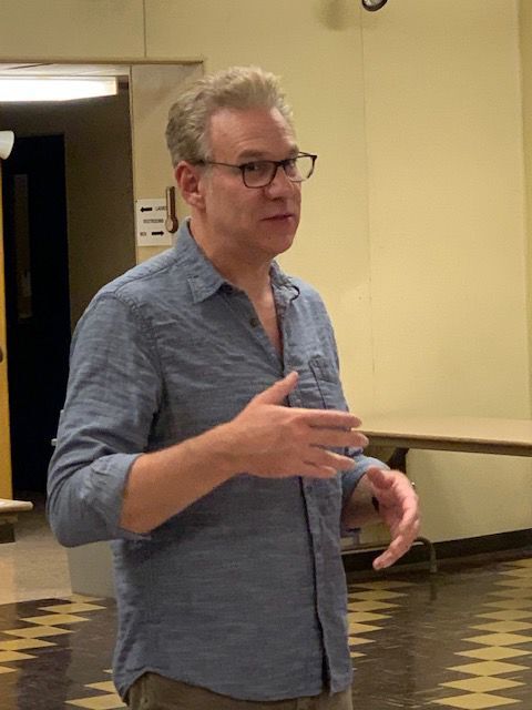 Art Academy of Milton owner speaks to Rotary