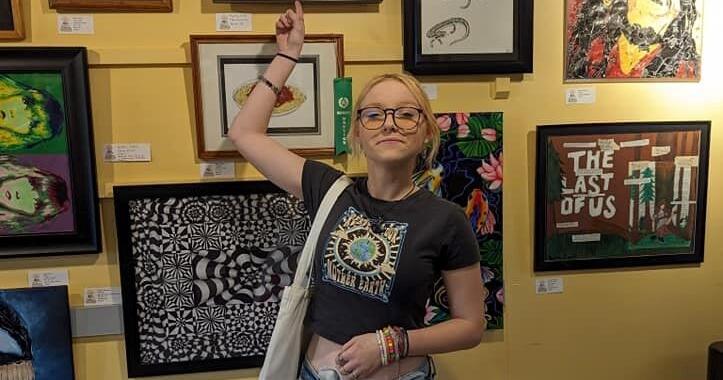 Museum hosts high school art show - Vimarsana News
