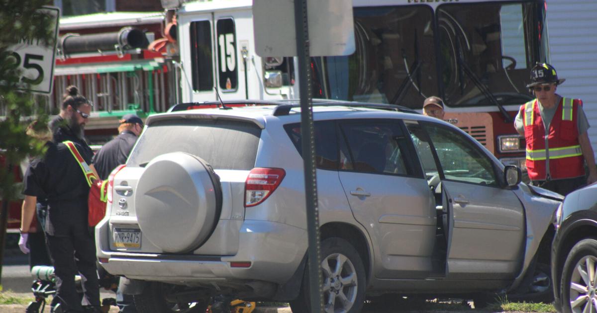 Crash stalls Mahoning Street traffic | Local News | standard-journal.com
