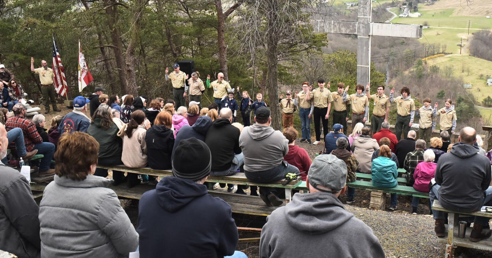 History of 'The Old Rugged Cross' shared during annual service on Paxinos mountaintop - Vimarsana News