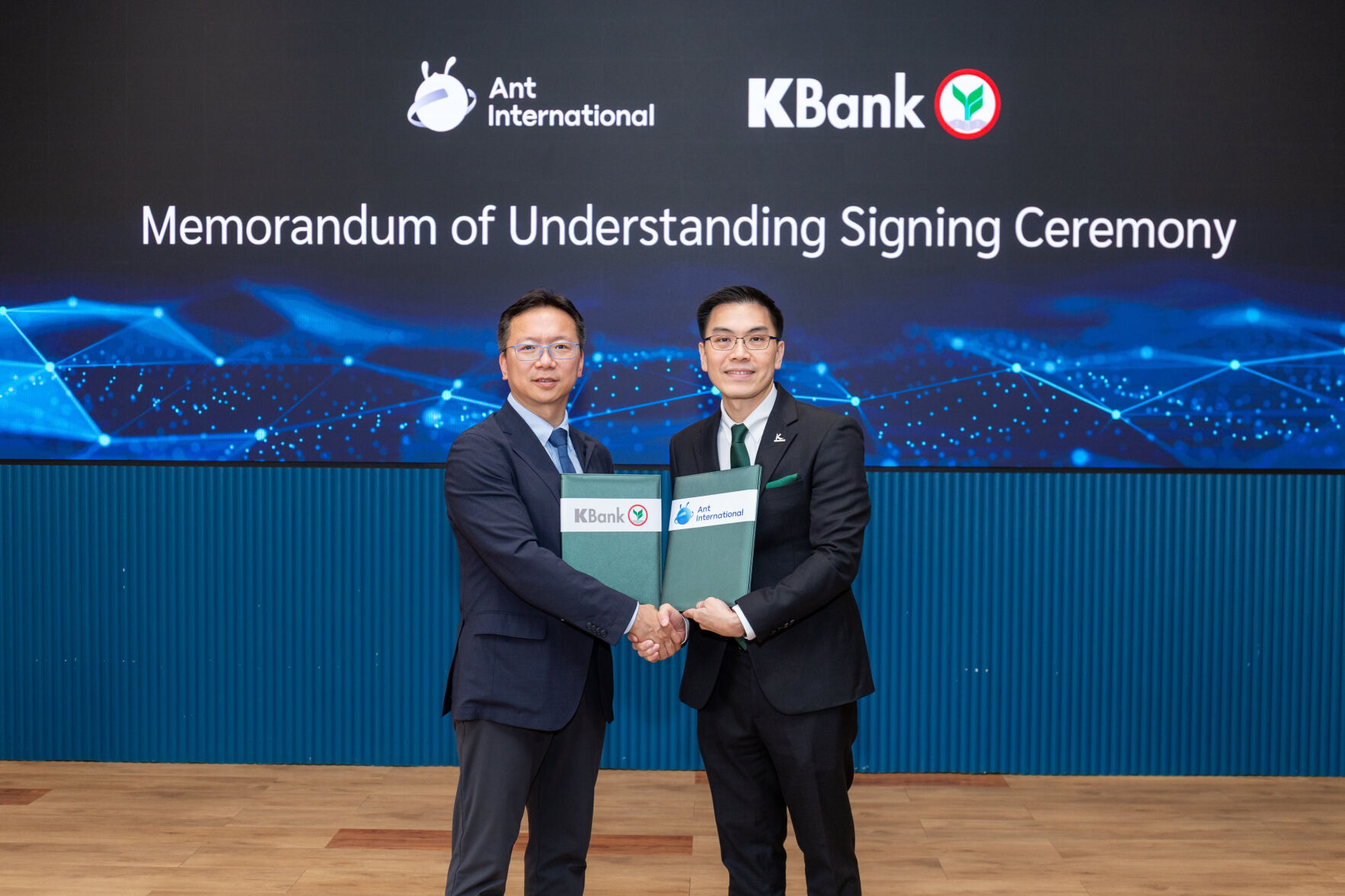 じゅん KBank and Ant International Partner on Cross-Border Payments and