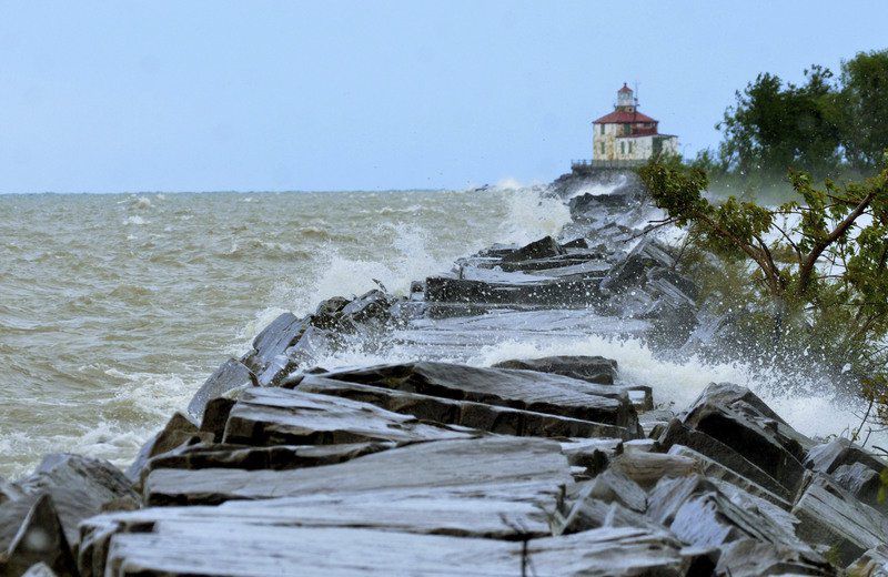 Dredging and harbor improvement projects in Ashtabula and Lake counties 