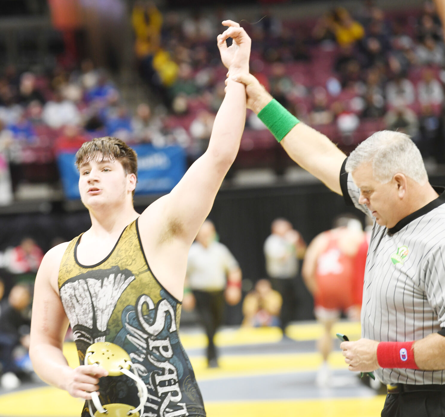 Scotty Edwards Wrestles to Third Place at D-III 285 After Overcoming Stalling Tactics
