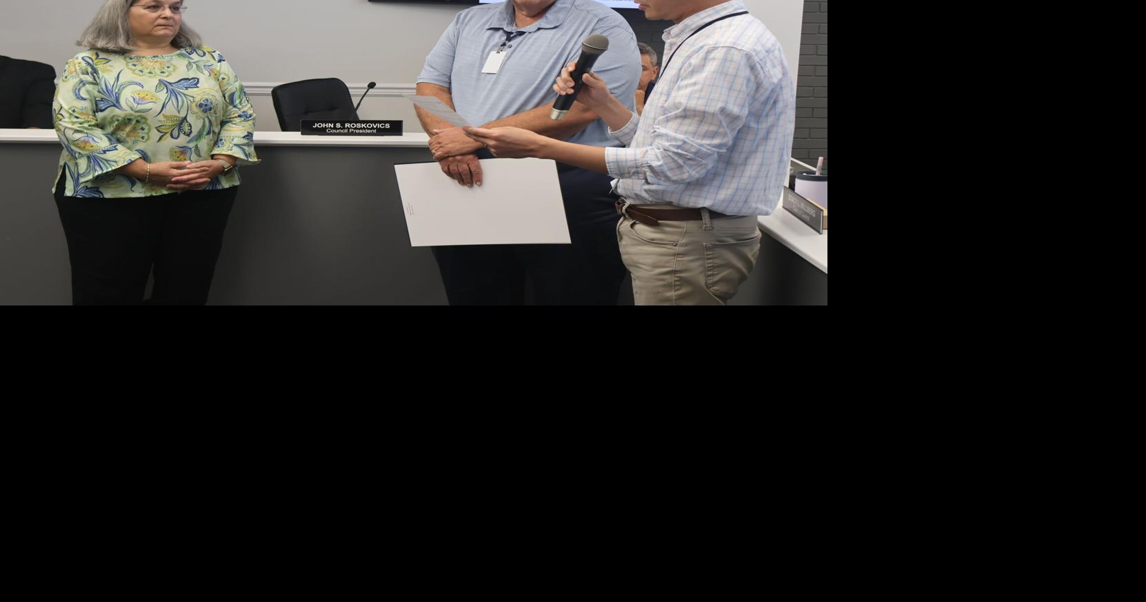 Ashtabula council recognizes retiring assistant finance director