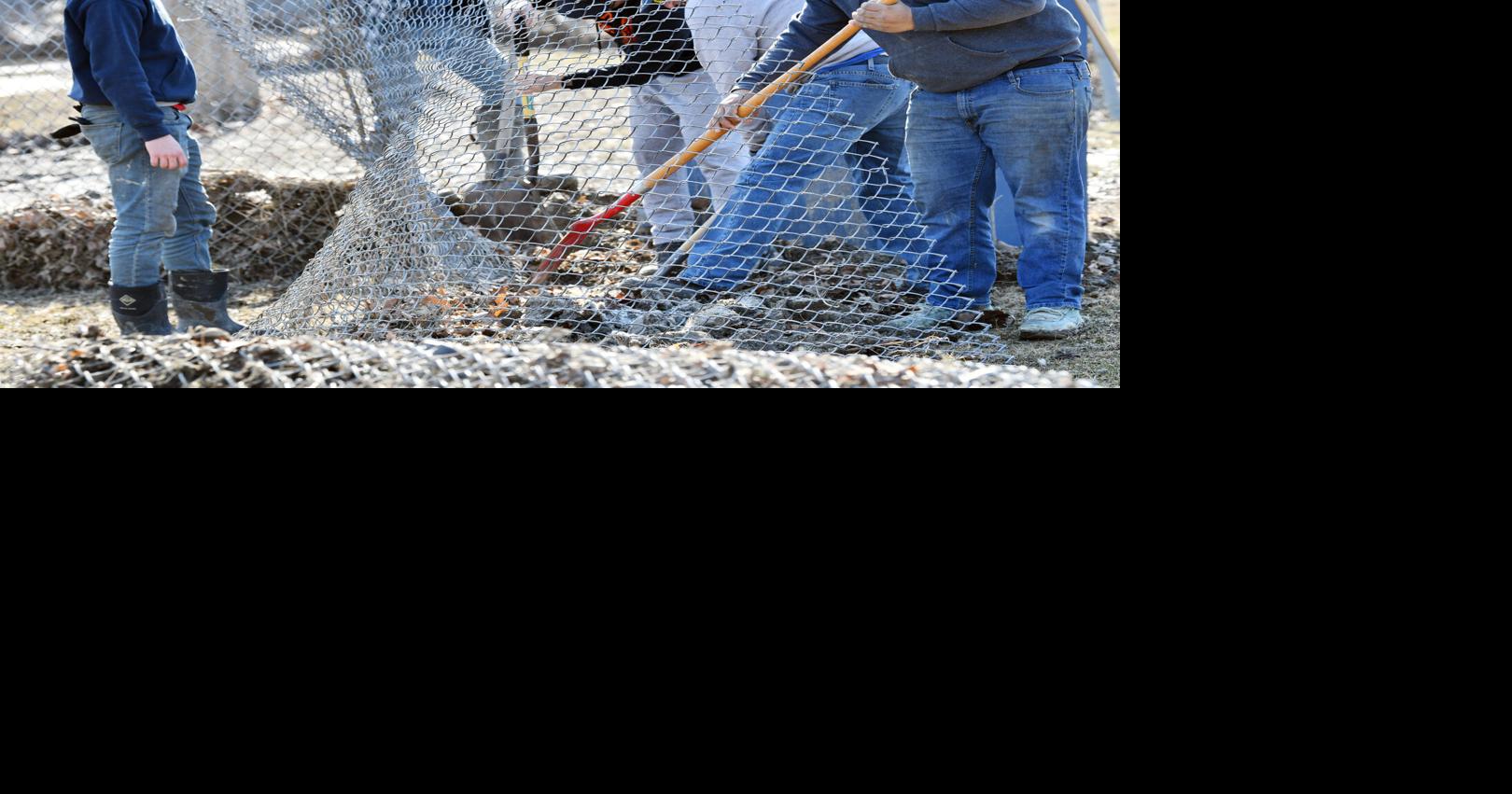Community comes together to clean fields | News | starbeacon.com
