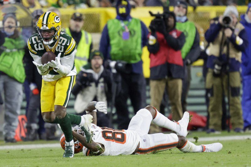 Aaron Rodgers team record Green Bay Packers hold off Cleveland Browns 