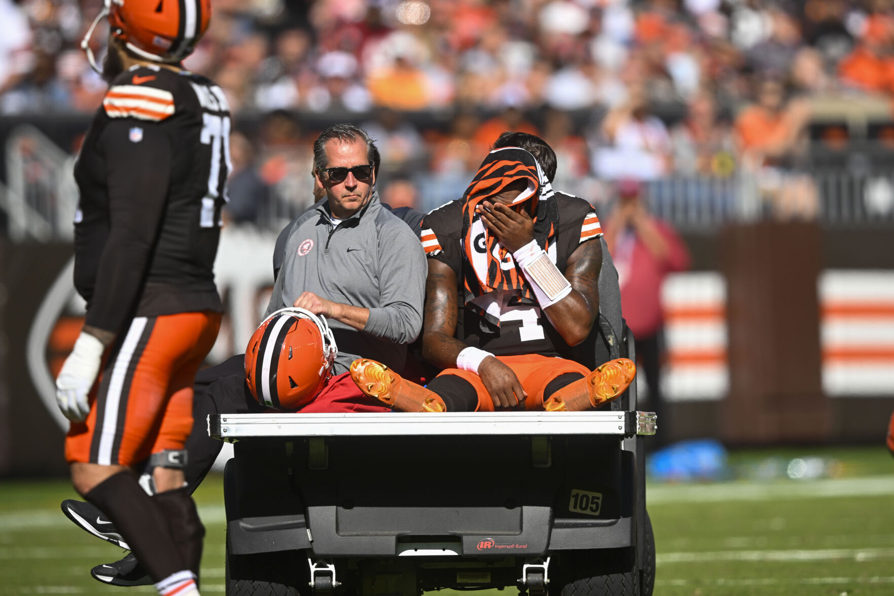 Browns GM Says It's Possible QB Watson Will Play For Team Again After ...