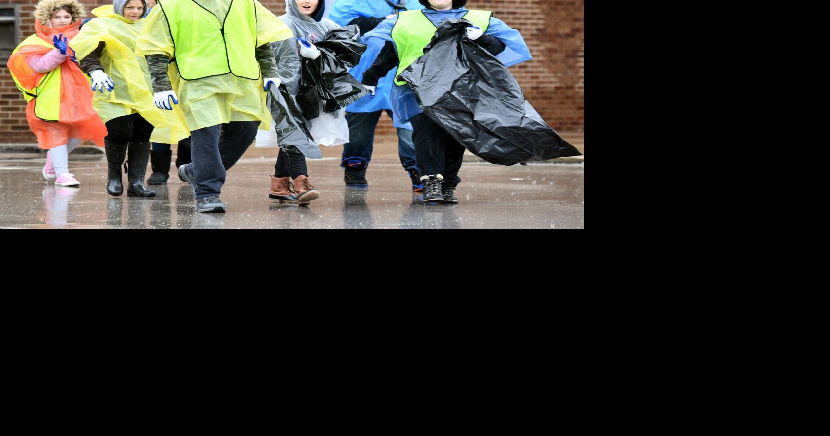 Community gathers to beautify Ashtabula News