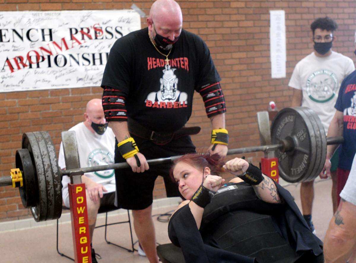 1122 bench press 11
