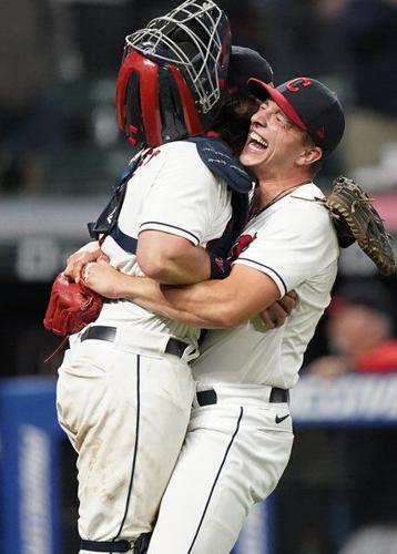 Indians hold first workout without star shortstop