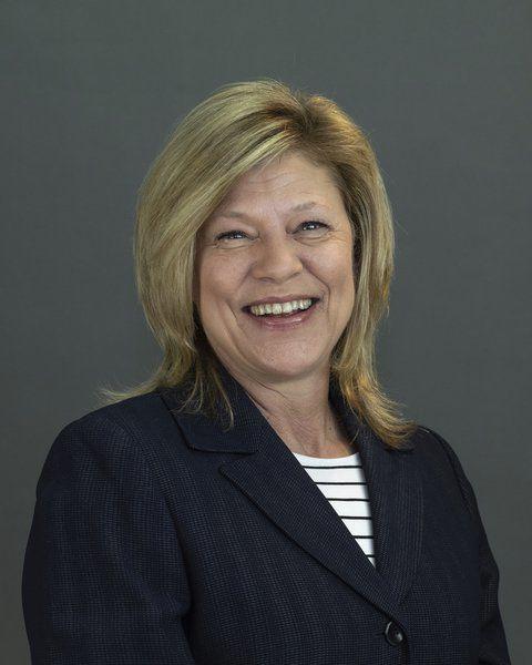 Two Vie For Ashtabula County Clerk Of Courts Seat Local News Starbeacon Com
